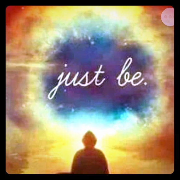 Meet your Posher, Melissa - Picture 1 of 2